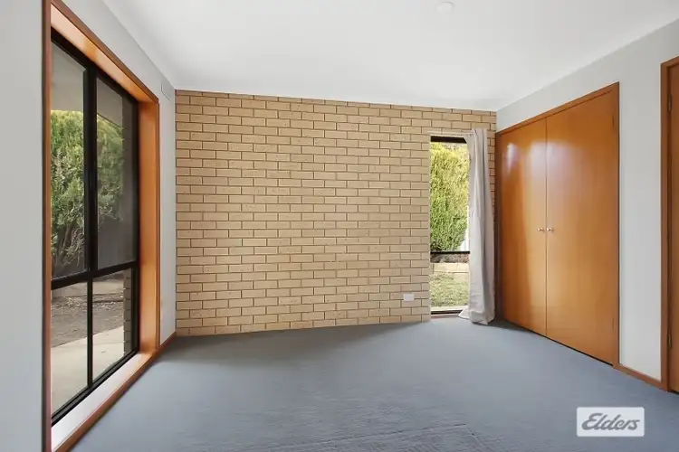 Fifth view of Homely house listing, 1/18 Sapphire Circuit, Wodonga VIC 3690