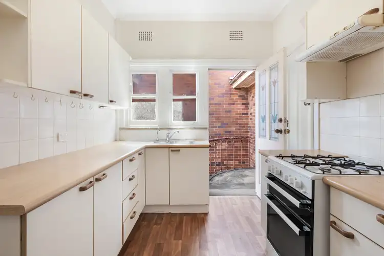 Second view of Homely unit listing, 6/7 West Promenade, Manly NSW 2095