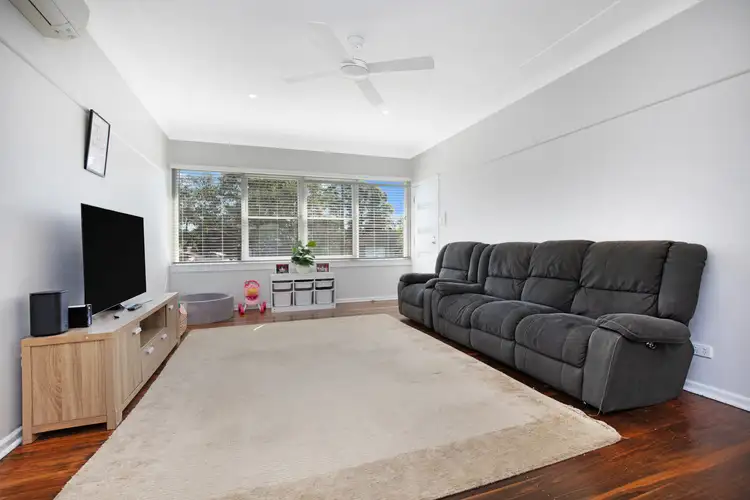 Second view of Homely house listing, 7 Pineleigh Road, Lalor Park NSW 2147