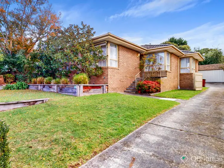 11 Westleigh Crescent, Narre Warren VIC 3805