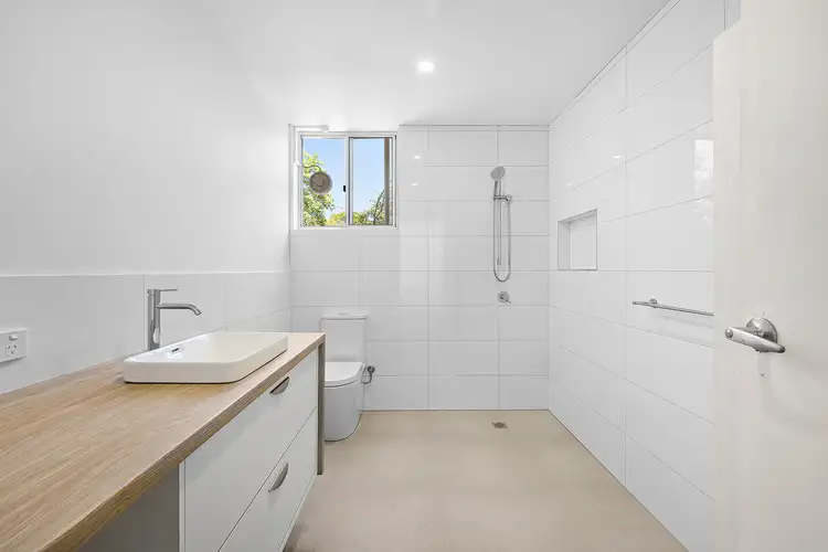 Fourth view of Homely unit listing, 4A Coolangatta Terrace, Dromana VIC 3936
