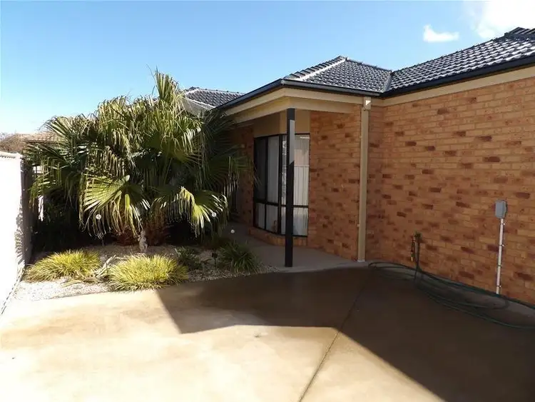 2/67 Campbell Road, Cobram VIC 3644