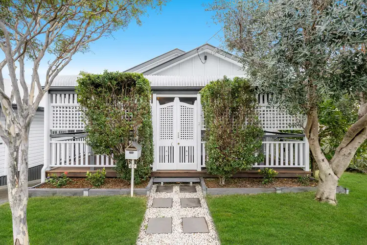 47 Yamboyna Street, Manly QLD 4179