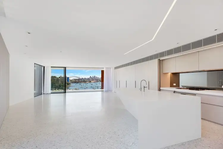 Fourth view of Homely apartment listing, 2/7 Loftus Road, Darling Point NSW 2027