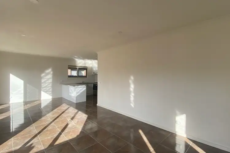 Fifth view of Homely unit listing, 2/174 Leamington Street, Reservoir VIC 3073