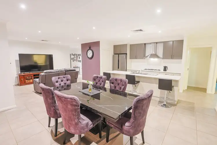 Second view of Homely house listing, 4 Laguna Court, Mildura VIC 3500