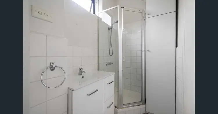 Fifth view of Homely studio listing, 17/116 Inkerman Street, St Kilda VIC 3182