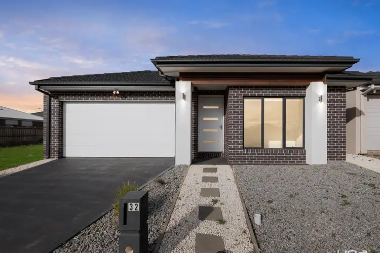 Main view of Homely house listing, 32 Whitecross Drive, Thornhill Park VIC 3335