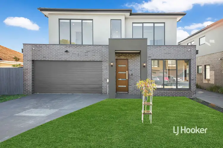 1&2 of/10-12 Holly Avenue, Dandenong North VIC 3175