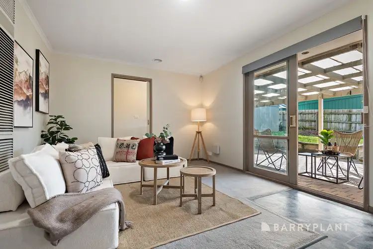 Fifth view of Homely house listing, 2 Paramount Way, Pakenham VIC 3810