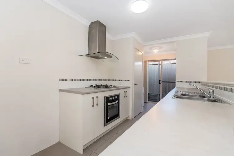 Sixth view of Homely house listing, 2/13 Ilma Street, Gosnells WA 6110