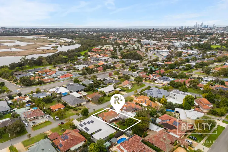 7 North Banff Road, Floreat WA 6014