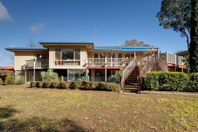 Second view of Homely house listing, 2 Butler Court, Tallangatta VIC 3700