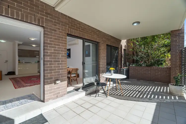 20/3 Victoria Street