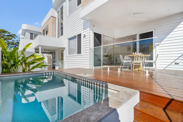 4 Philippine Lane, Palm Beach QLD 4221
