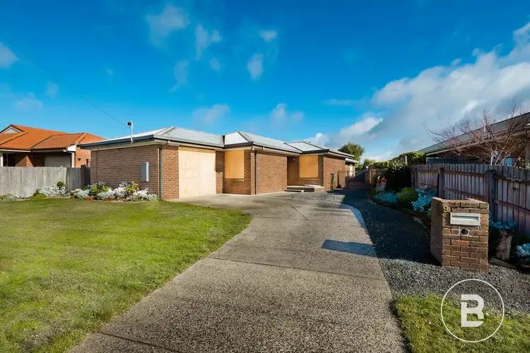 9 Ulswater Road, Wendouree VIC 3355