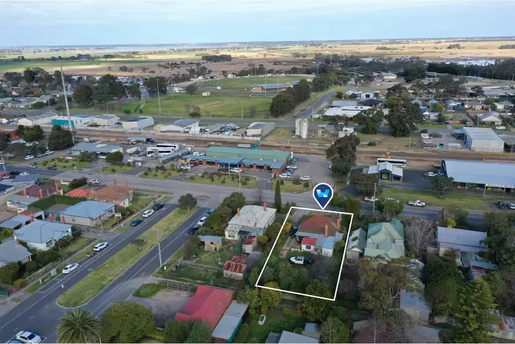 Fifth view of Homely house listing, 162 MacLeod Street, Bairnsdale VIC 3875