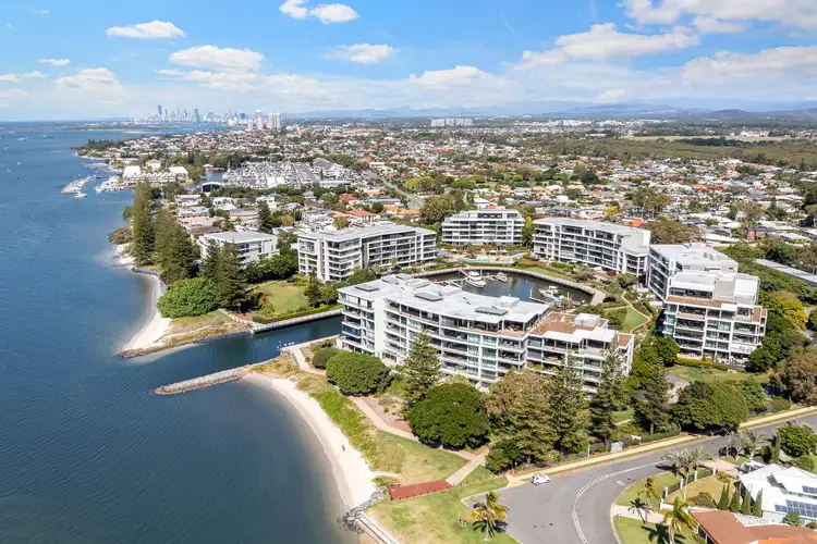 7105/323 Bayview Street, Hollywell QLD 4216