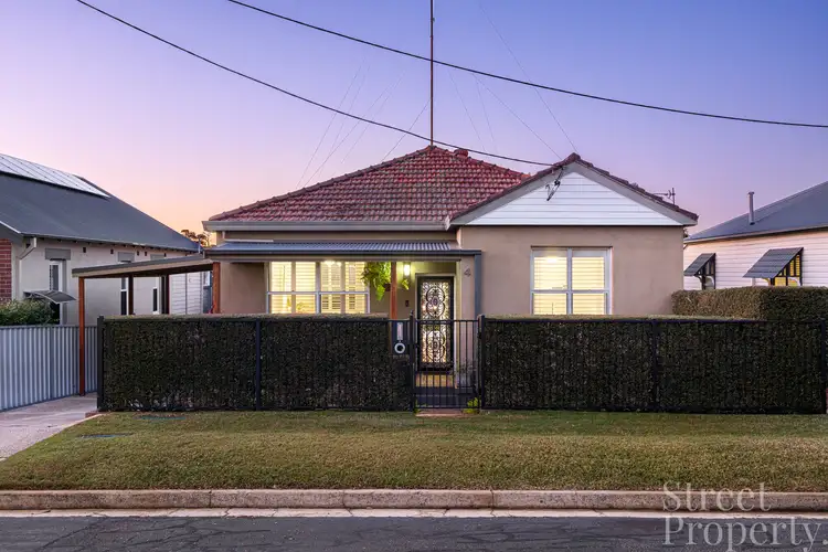 4 Wentworth Street, Georgetown NSW 2298