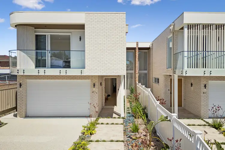2/41 Thompson Street, Long Jetty NSW 2261