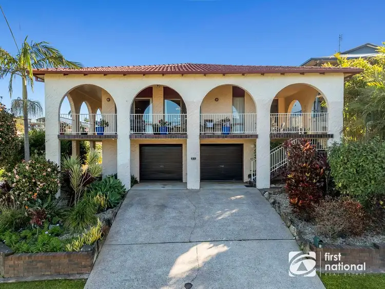1 Waugh Avenue, Nambucca Heads NSW 2448