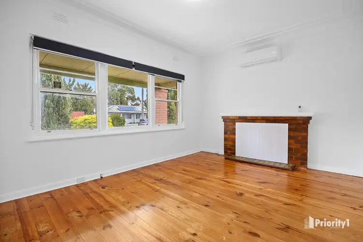 Second view of Homely house listing, 8 Putnam Avenue, Strathdale VIC 3550