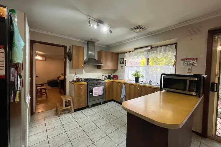 Fifth view of Homely house listing, 6 Tumut Court, Werribee VIC 3030