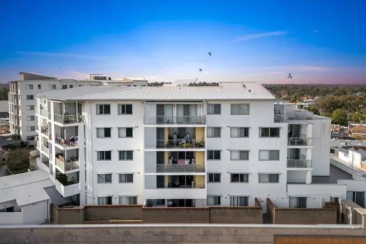 206/19 Aurelia Street, Toongabbie NSW 2146