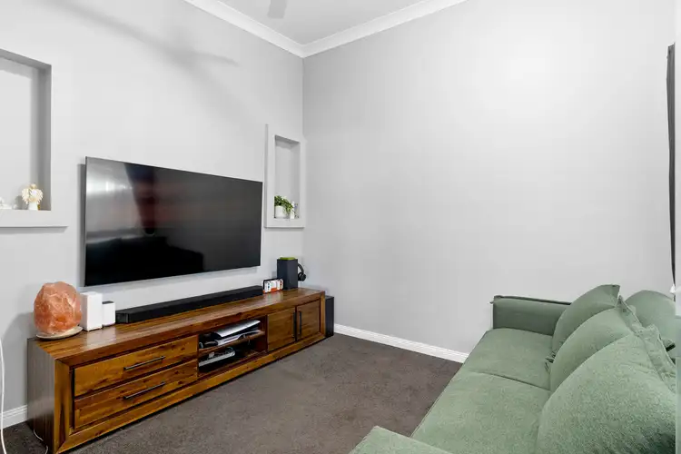 Fifth view of Homely semi-detached listing, 182 Main Street, Park Avenue QLD 4701