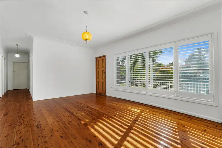 Fifth view of Homely house listing, 104 Hopewood Crescent, Fairy Meadow NSW 2519