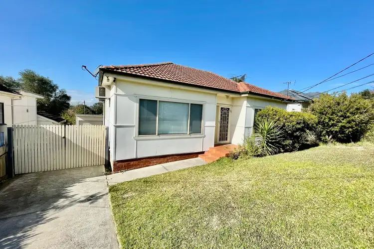 16 Mansfield Street, Girraween NSW 2145