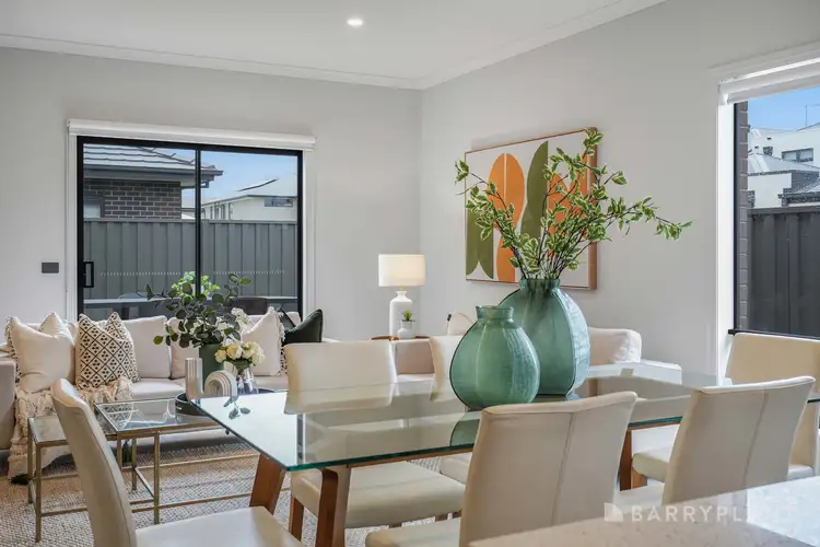 Fifth view of Homely house listing, 11 Carrera Crescent, Clyde VIC 3978
