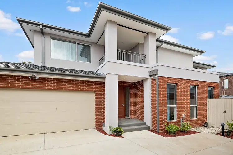 Main view of Homely townhouse listing, 2/21 Victoria Street, Doncaster East VIC 3109