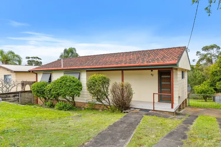 95 Lord Street, Dungog NSW 2420