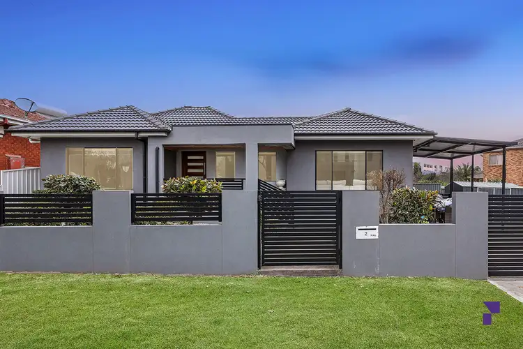 2 Kareela Crescent