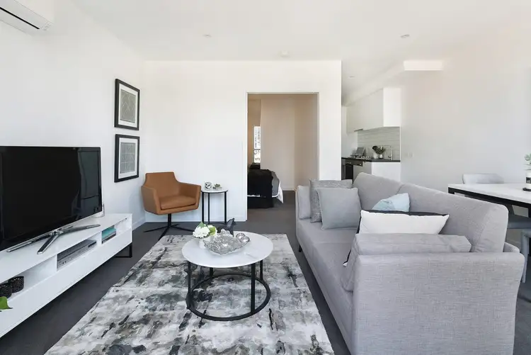 1002/250 City Road