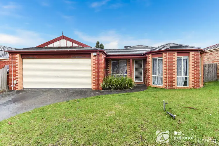 32 Raffindale Crescent, Cranbourne West VIC 3977