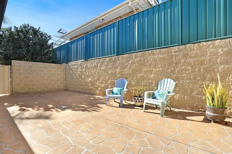 Fifth view of Homely house listing, 2/20 Lake Heights Road, Lake Heights NSW 2502