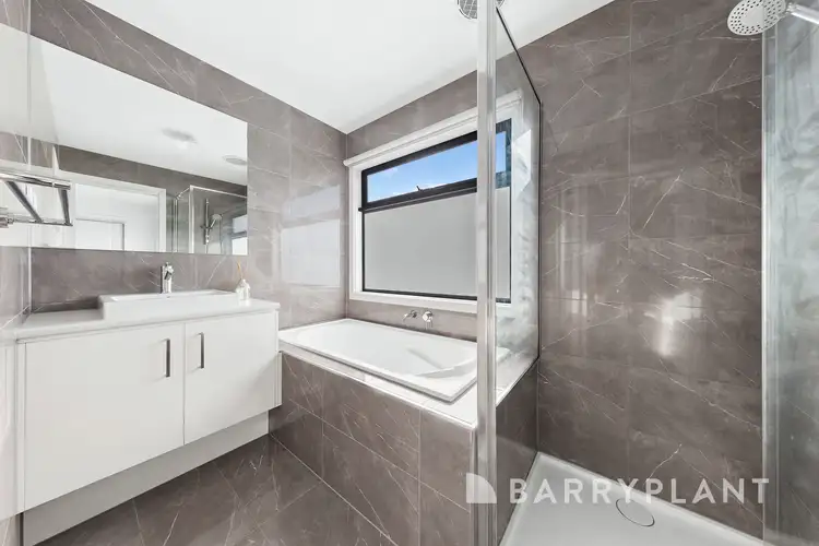 Sixth view of Homely townhouse listing, 2/76 Walmer Avenue, St Albans VIC 3021