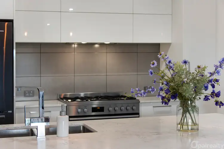 21 Azurite Loop, Wellard WA 6170