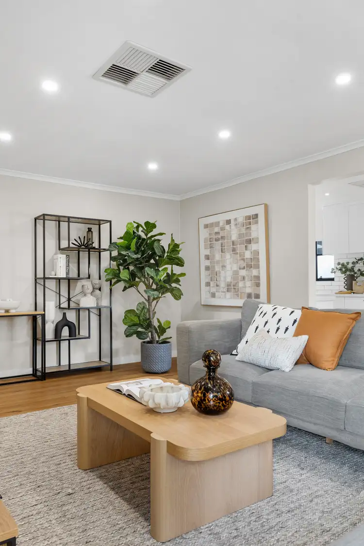 Fifth view of Homely house listing, 8 Finchley Place, Kealba VIC 3021