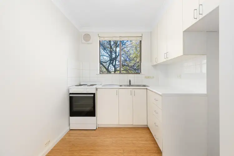 1/16 Walsh Place, Curtin ACT 2605