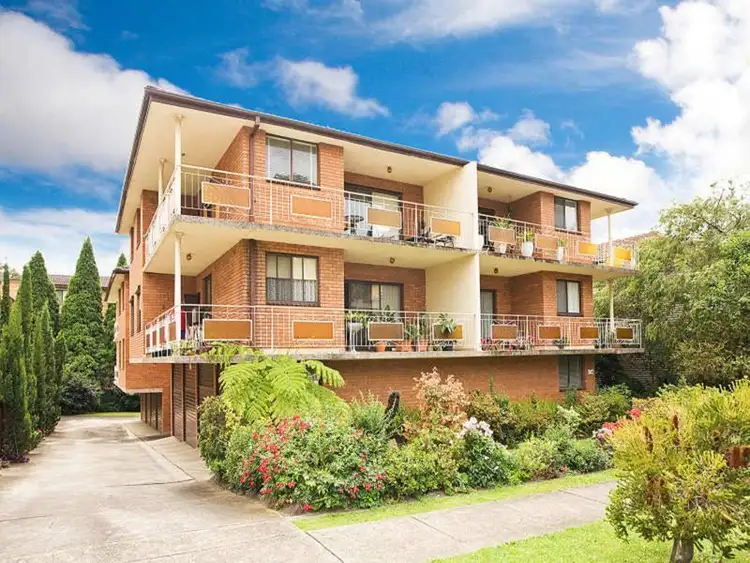 8/2-4 Carnarvon Street, Carlton NSW 2218