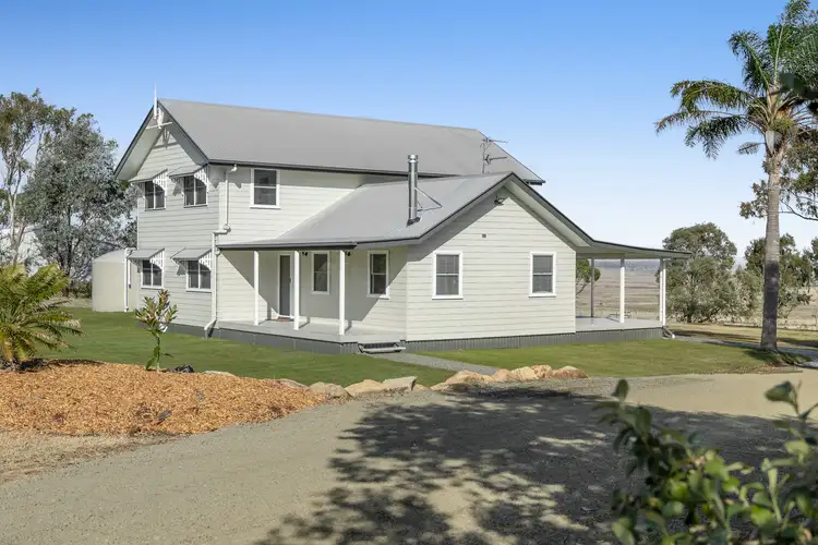 11 Jannusch Road, Gowrie Mountain QLD 4350