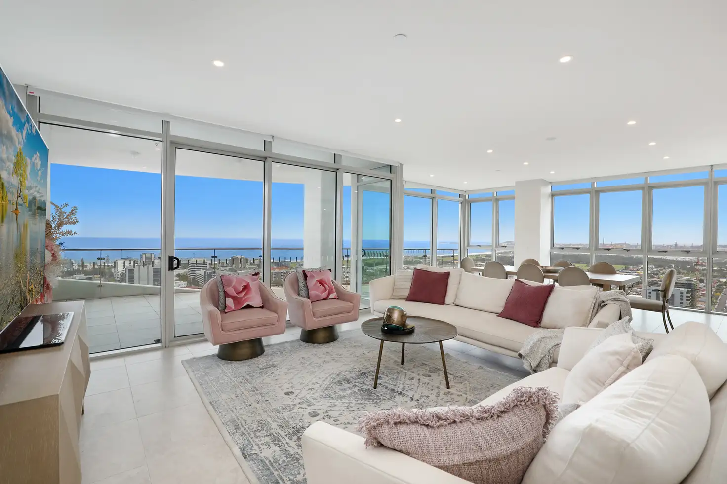 Main view of Homely unit listing, 2001/10-18 Regent Street, Wollongong NSW 2500