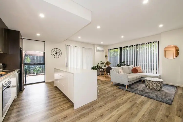 4/12 Vista Street, Penrith NSW 2750