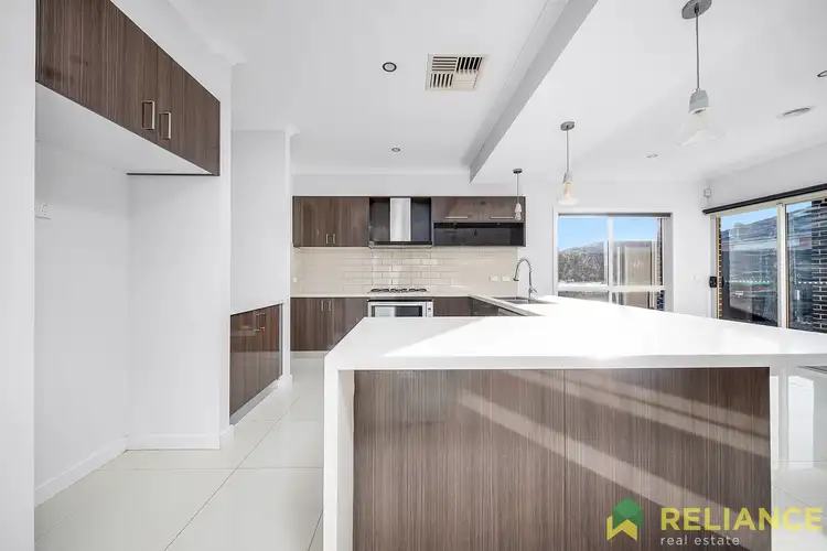 Fifth view of Homely house listing, 8 Jessie Place, Brookfield VIC 3338