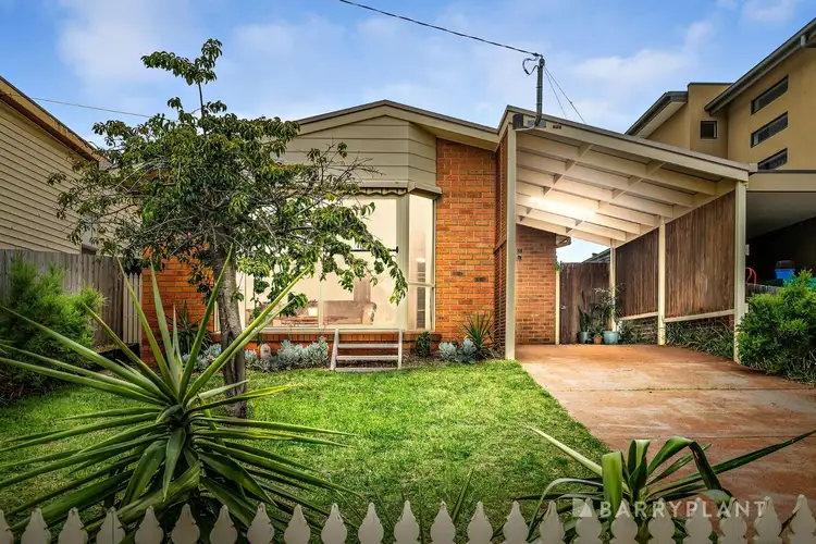67 Eighth Avenue, Rosebud VIC 3939