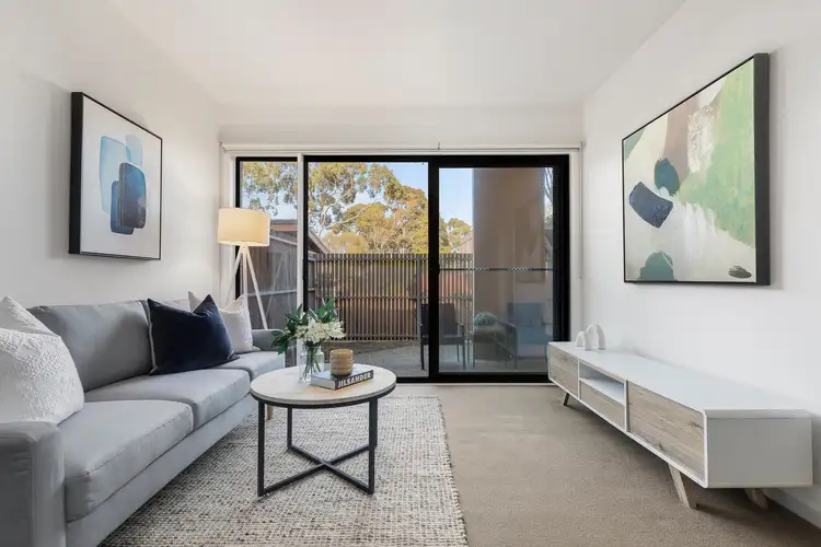 3/2 Greenfield Drive, Clayton VIC 3168