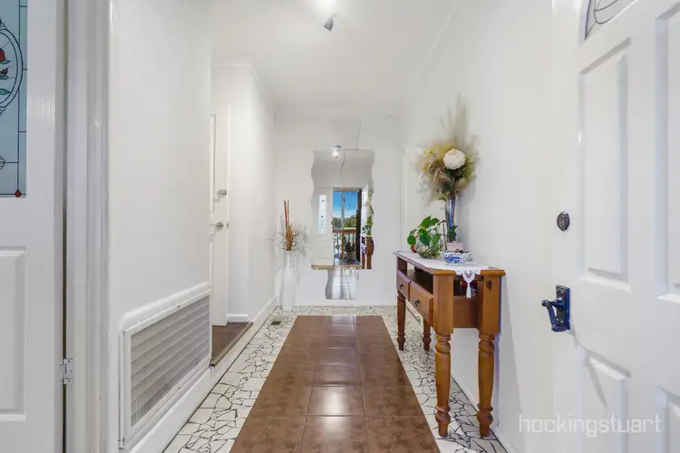 Fifth view of Homely house listing, 14 Neville Court, Viewbank VIC 3084
